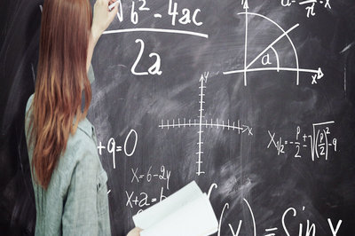 報考哈爾濱商業(yè)大學(xué)在職研究生上課方式有哪些？